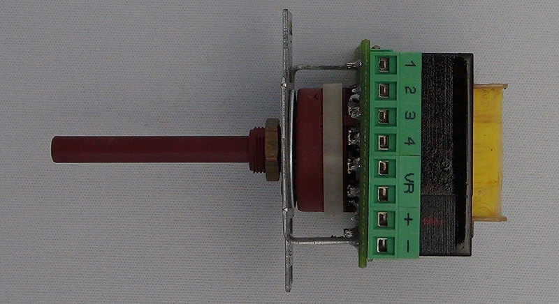 Einbau-Lautstärkesteller mit Vorrangrelais mono 100 V 100 W